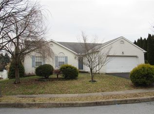 1780 Zinfandel Ct E, Easton, PA 18045
