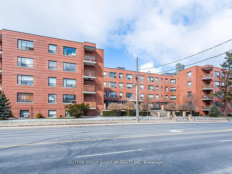 2550 Bathurst St #218 — Photo 2