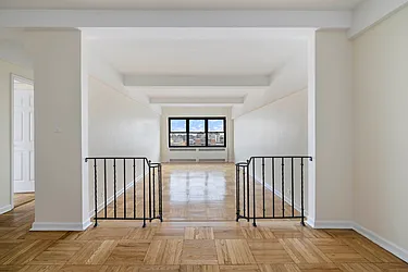 930 Grand Concourse, #10J