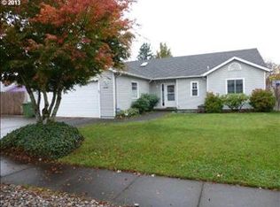 2041 Quail Run Ave, Stayton, OR 97383