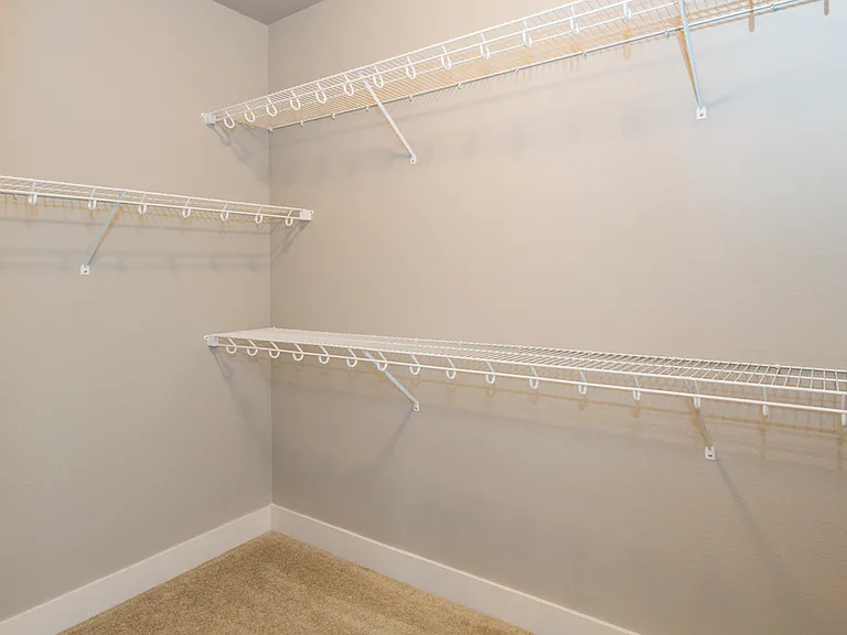 The Overlook at Interquest Apartments — Photo 77