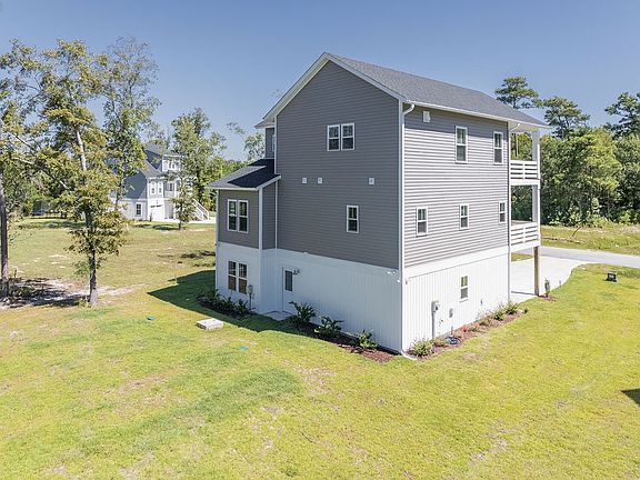 5th image of 304 Landon Ln