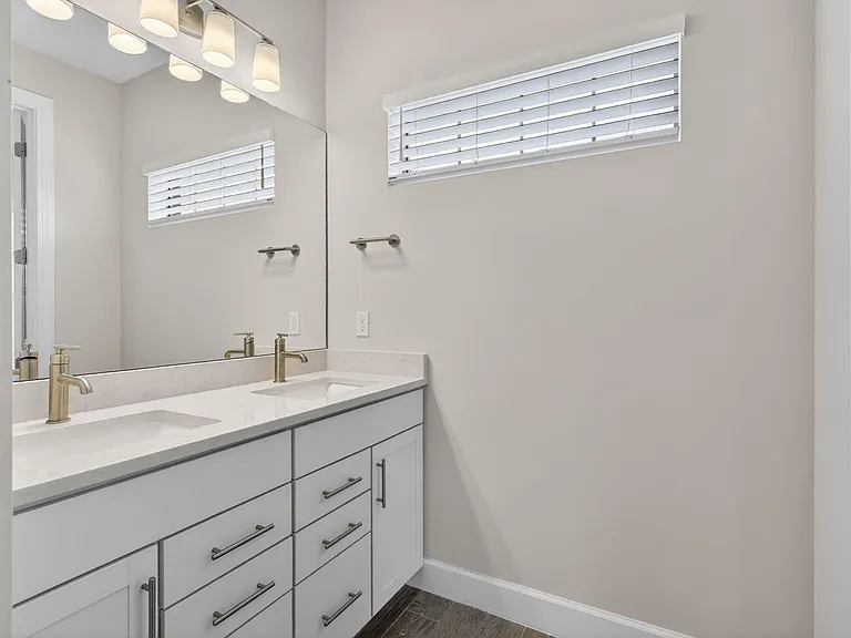 1887 SE Ocean Cove Way — Photo 25