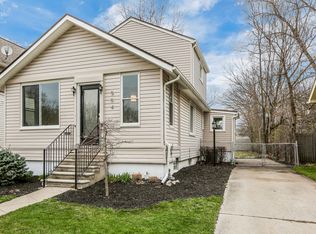 564 Stratford Rd, Ferndale, MI 48220