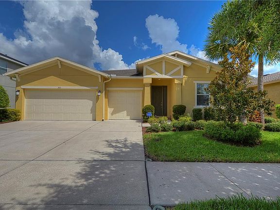 3rd image of 3819 Evergreen Oaks Dr