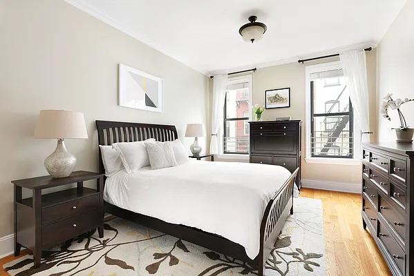 Sold by Compass | media 18