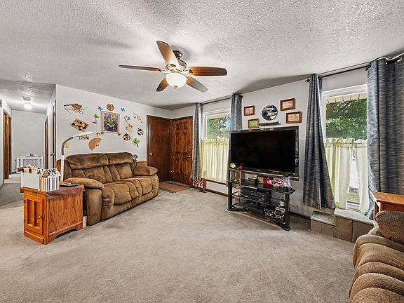 5th image of 3954 Cottonwood Dr