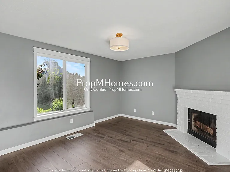 5137 NW 172nd Pl — Photo 8