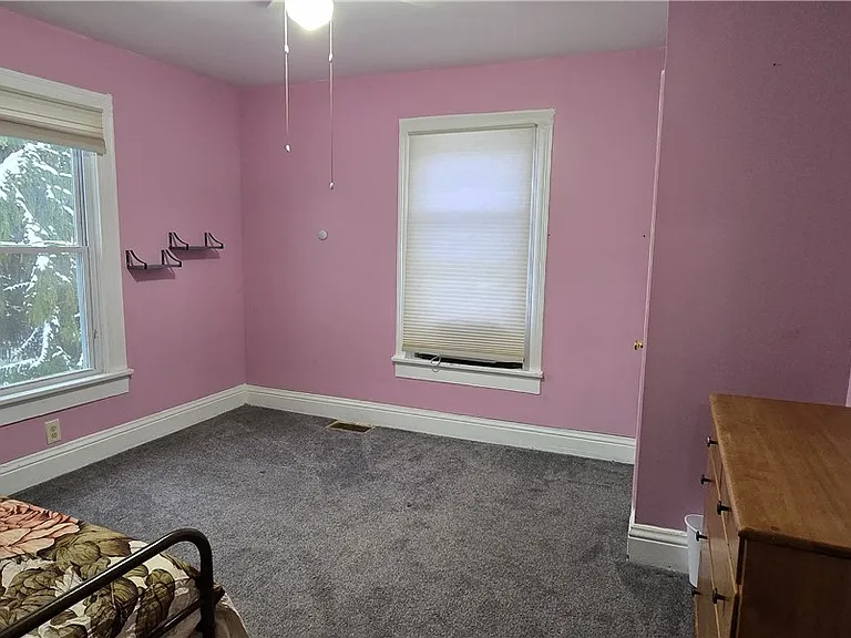 30 Flanders St — Photo 24