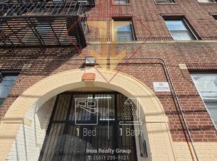 158 Bergen Ave #3C, Jersey City, NJ 07305