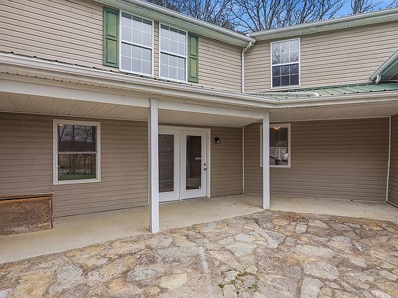 2nd image of 1056 River Rd