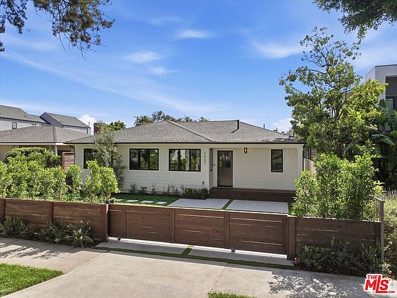 2nd image of 3647 Barry Ave