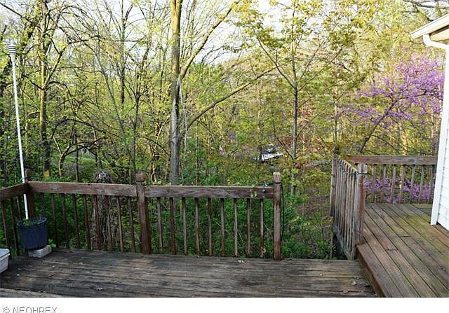 2nd image of 160 Woodridge Dr