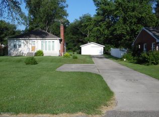 68806 Brady Rd, Edwardsburg, MI 49112