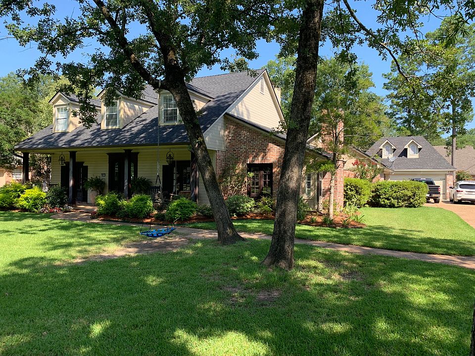1st image of 4017 Wisteria Ln