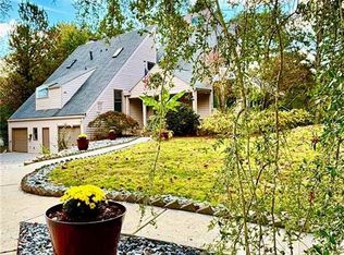 3810 Galloway Dr NE, Roswell, GA 30075