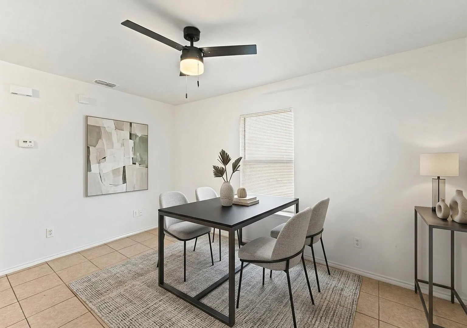 Gardenia Apartments — Photo 3