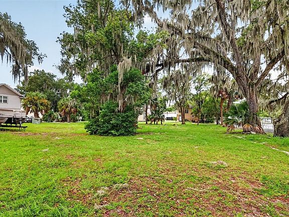 2nd image of 703 W MAGNOLIA STREET LOT 19