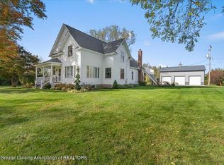 8647 Coleman Rd, Haslett, MI 48840