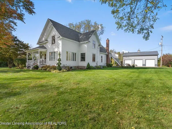 8647 Coleman Rd, Haslett, MI 48840