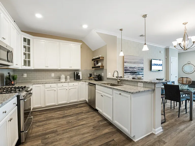 The Refinery Townhomes — Photo 25