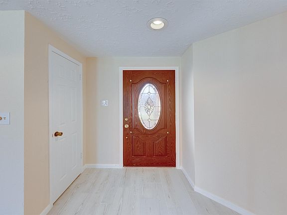 2nd image of 16106 Bowridge Ln