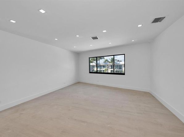 840 SE 22nd Ave APT 1