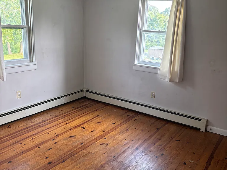 644 Vine St — Photo 5