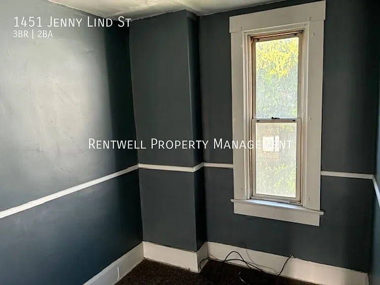 1451 Jenny Lind St — Photo 8