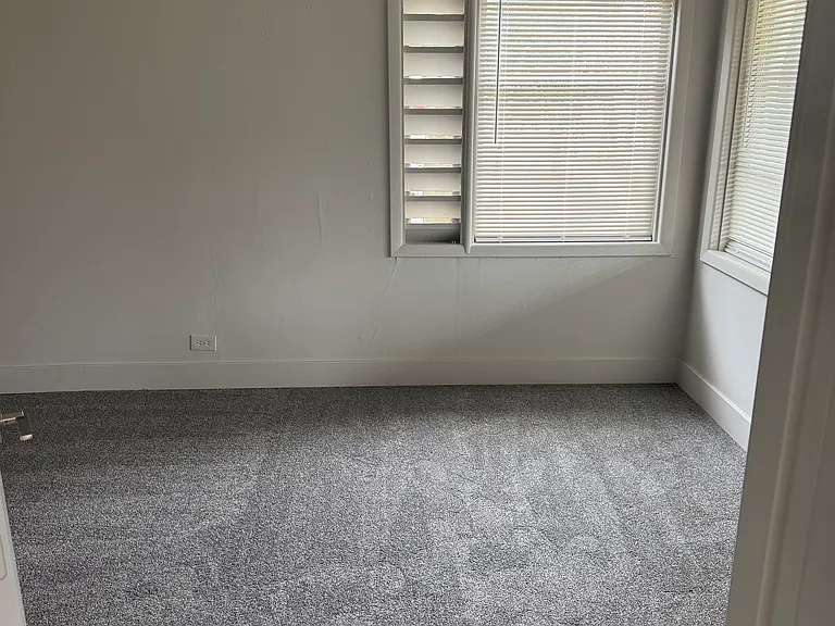 2820 E 8th St #2820 — Photo 10