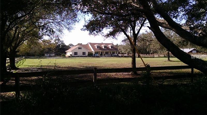 1st image of 1120 Lena Lane