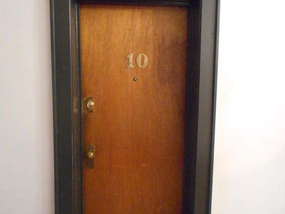 3rd image of 614 W Hill Ave APT 10