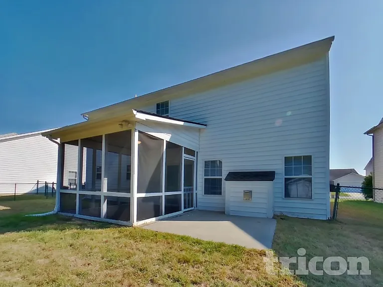 2990 Parkview Dr — Photo 20