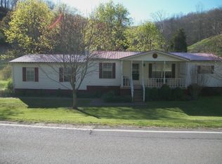 11490 Clay Rd, Newton, WV 25266