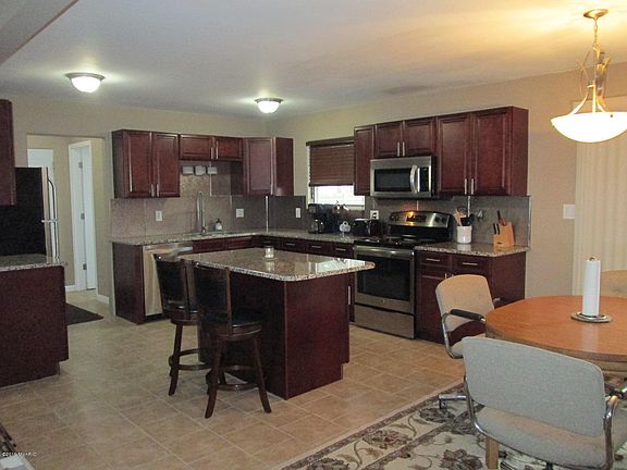 4th image of 213 Karen Dr