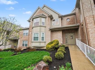 837 Neeb Rd APT 4, Cincinnati, OH 45233