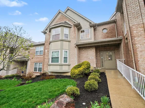 837 Neeb Rd, Cincinnati, OH 45233