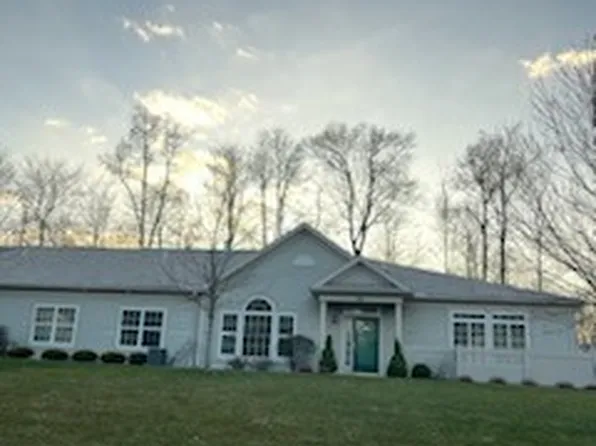 17304 Dawn Ct, Meadville, PA 16335