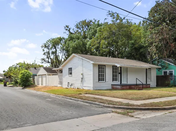 521 E Hunnicutt St, Baytown, TX 77520