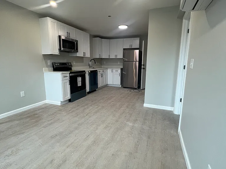 134 Gallup St #201 — Photo 2