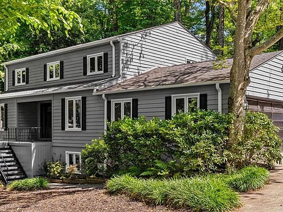 3rd image of 4803 Horseshoe Ln