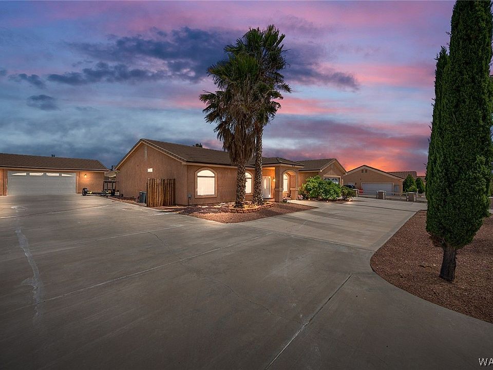 1st image of 3686 N Saturn Drive