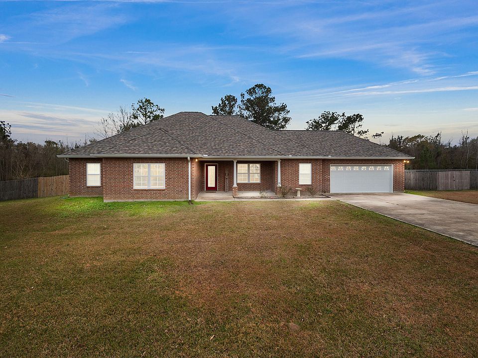 1st image of 433 Delia Dr