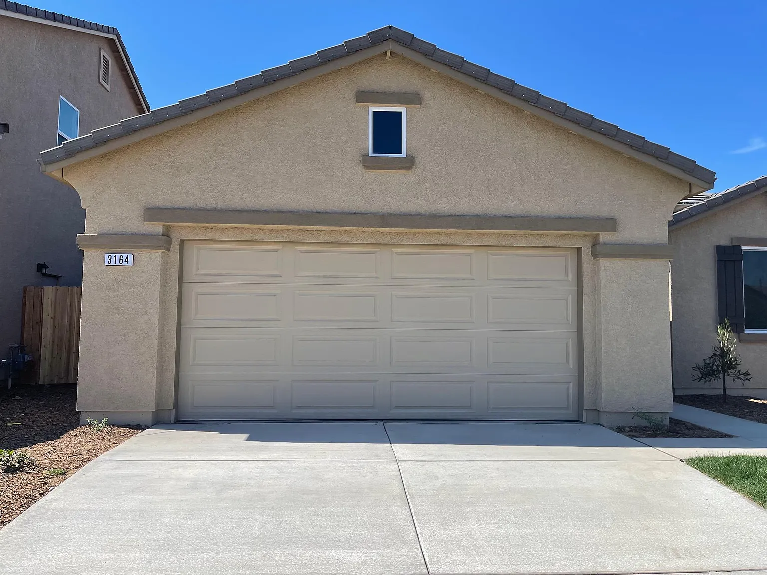 3164 Gardenia Ave photo 1