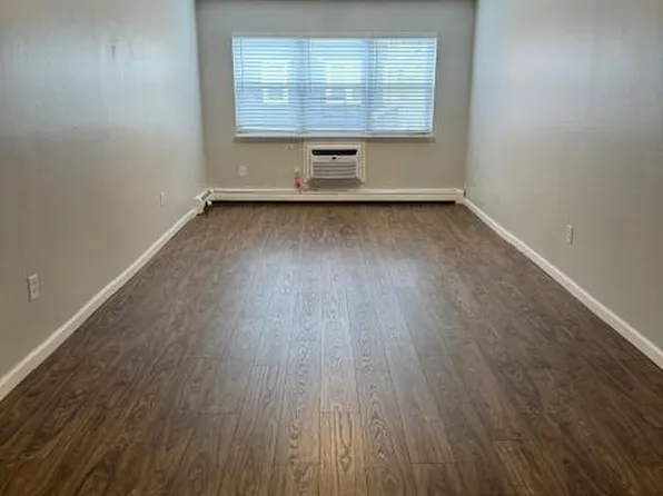 210 Bergenline Avenue image 1 of 13