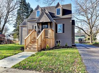 117 Delia St, Batavia, IL 60510