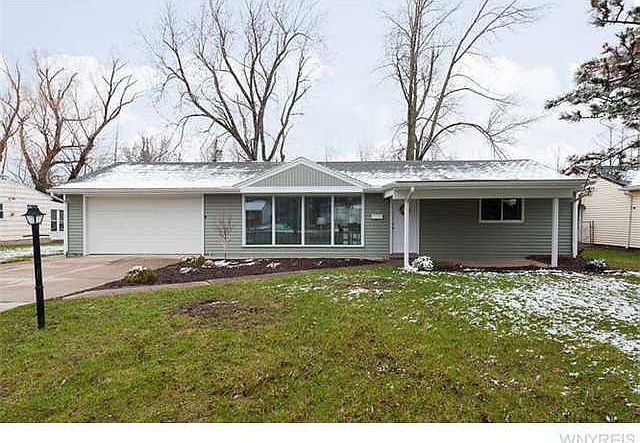 1st image of 36 Campus Dr W