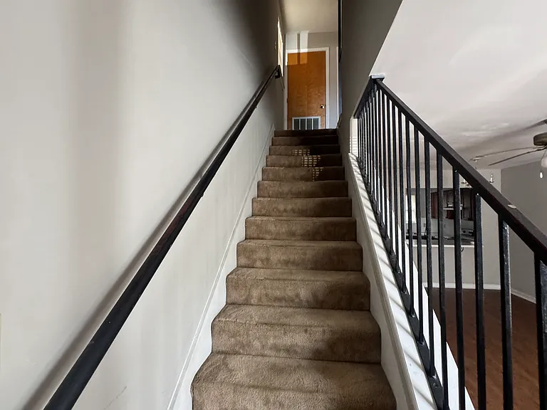 4253 Janet Ave #10 — Photo 3
