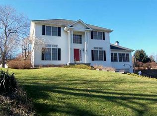 75 Eagle Rock Dr, Rochester, NY 14609