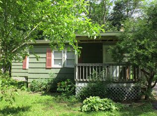 208 W Roswell Ave, Nedrow, NY 13120
